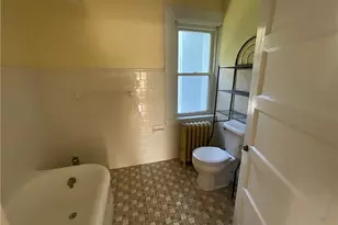 18 Payan St, West Warwick, RI 02893 - Photo 3