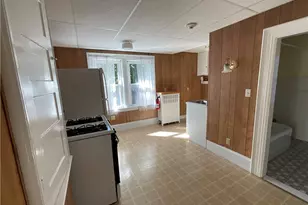 18 Payan St, West Warwick, RI 02893 - Photo 7