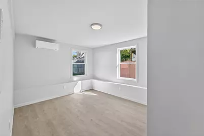 165 Rounds Avenue, Providence, RI 02907 - Photo 21