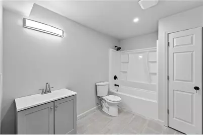 165 Rounds Avenue, Providence, RI 02907 - Photo 23