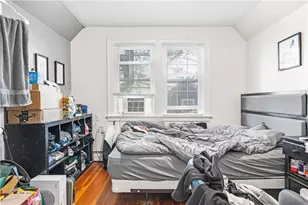 21 Elton St, Providence, RI 02906 - Photo 9