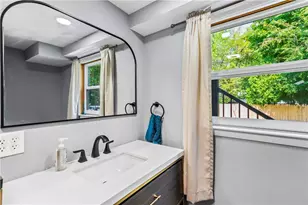 10 Renehan St, West Warwick, RI 02893 - Photo 25