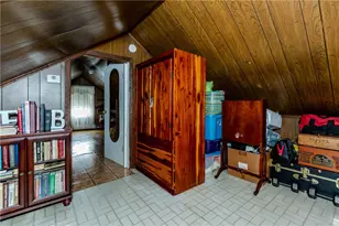 147 Wales St, Cranston, RI 02920 - Photo 33