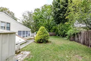 147 Wales St, Cranston, RI 02920 - Photo 11
