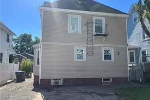 115 Ohio Ave, Providence, RI 02905 - Photo 9