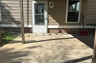 982 Plainfield St, Johnston, RI 02919 - Photo 17