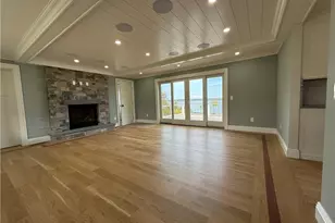 125 Heidi Dr, Portsmouth, RI 02871 - Photo 17