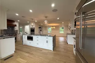 125 Heidi Dr, Portsmouth, RI 02871 - Photo 15