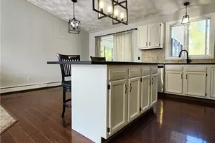 10 Sadler St, North Providence, RI 02911 - Photo 7