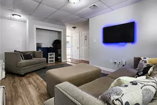 10 Sadler St, North Providence, RI 02911 - Photo 23