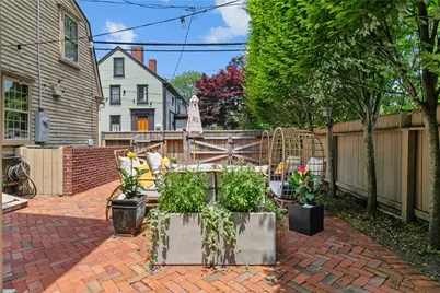 35 Second Street, Newport, RI 02840 - Photo 43