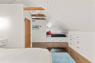 35 Second St, Newport, RI 02840 - Photo 35