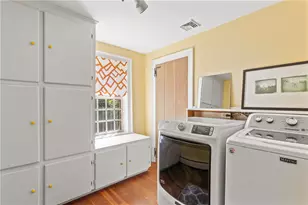 35 Second St, Newport, RI 02840 - Photo 21