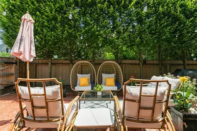 35 Second Street, Newport, RI 02840 - Photo 37