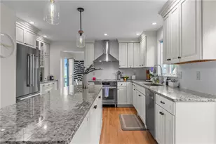 137 Prospect Ln, Portsmouth, RI 02871 - Photo 13