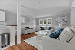 19 Warren Ave, Middletown, RI 02842 - Photo 3