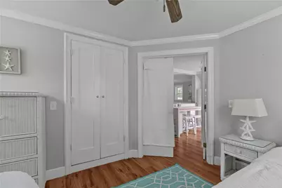 19 Warren Avenue #19, Middletown, RI 02842 - Photo 9