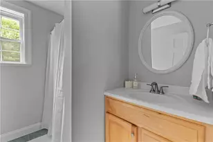 19 Warren Ave, Middletown, RI 02842 - Photo 21