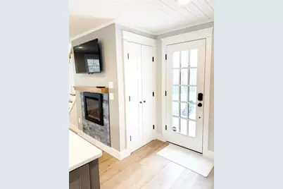 21 Warren Avenue #21, Middletown, RI 02842 - Photo 7