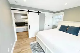 21 Warren Ave, Middletown, RI 02842 - Photo 11