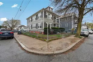 15 Melissa St, Providence, RI 02909 - Photo 3