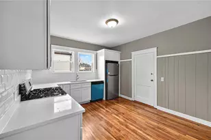 15 Melissa St, Providence, RI 02909 - Photo 5