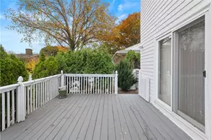 446 Budlong Rd, Cranston, RI 02920 - Photo 29