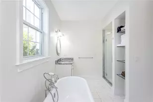 44 Wimbledon Cir, Portsmouth, RI 02871 - Photo 19