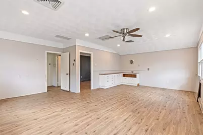 3421 Pawtucket Avenue, East Providence, RI 02915 - Photo 23