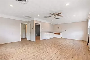 3421 Pawtucket Ave, East Providence, RI 02915 - Photo 23