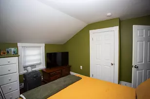 91 Ivy St, East Providence, RI 02914 - Photo 15