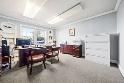 873 Warwick Avenue, Warwick, RI 02888 - Photo 9