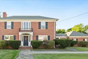 873 Warwick Ave, Warwick, RI 02888 - Photo 1