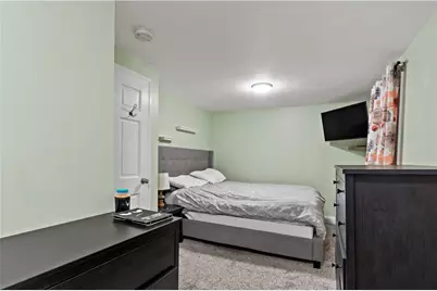 50 Redland Avenue, East Providence, RI 02916 - Photo 19