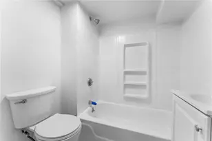 153 Byfield St, Providence, RI 02905 - Photo 31