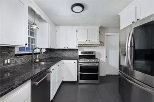 82 Princeton Ave, Coventry, RI 02816 - Photo 11