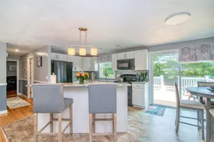 350 Narrow Ln, Charlestown, RI 02813 - Photo 7