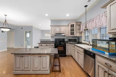 29 Fairview Avenue #B, West Warwick, RI 02893 - Photo 17