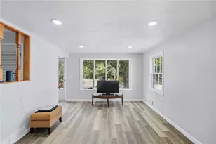 776 Plainfield St, Providence, RI 02909 - Photo 7