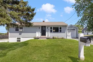 340 Old Mill Ln, Portsmouth, RI 02871 - Photo 1