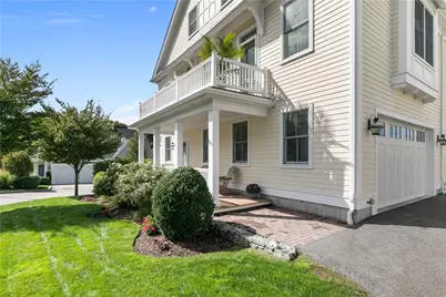50 Kettle Point Avenue #50, East Providence, RI 02914 - Photo 3