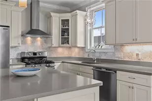 50 Kettle Point Ave, East Providence, RI 02914 - Photo 13