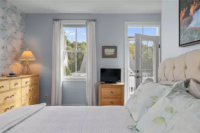 50 Kettle Point Avenue #50, East Providence, RI 02914 - Photo 21