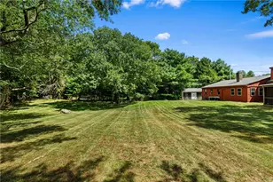 1289 S Rd, East Greenwich, RI 02818 - Photo 27