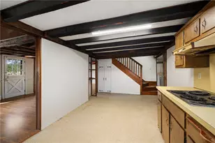 1289 S Rd, East Greenwich, RI 02818 - Photo 13