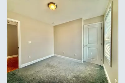 52 Bedlow Avenue, Newport, RI 02840 - Photo 21