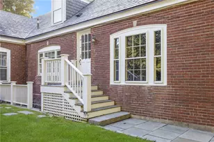 8 Brenton Rd, Newport, RI 02840 - Photo 21