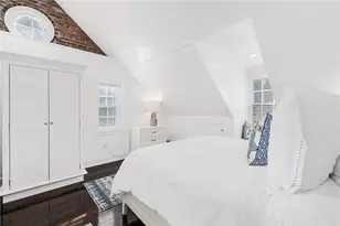 8 Brenton Rd, Newport, RI 02840 - Photo 15