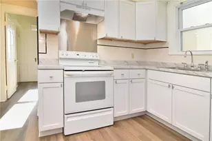 862 Charles St, North Providence, RI 02911 - Photo 7