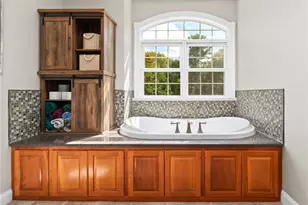 51 Reservoir Rd, Cumberland, RI 02864 - Photo 17